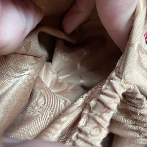 Storksak London Quilted Changing Bag with Attachments - Picture 13 of 16